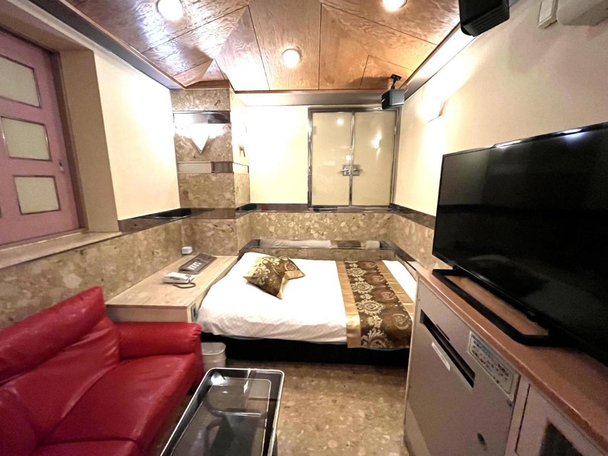 Hotel Crystal 大人専用 Prefektura Tokio Exteriér fotografie