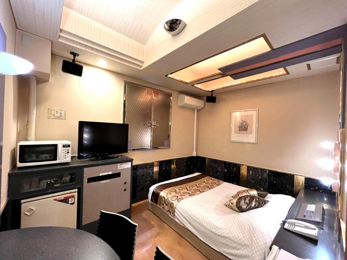 Hotel Crystal 大人専用 Prefektura Tokio Exteriér fotografie
