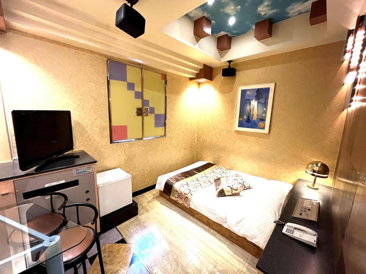 Hotel Crystal 大人専用 Prefektura Tokio Exteriér fotografie
