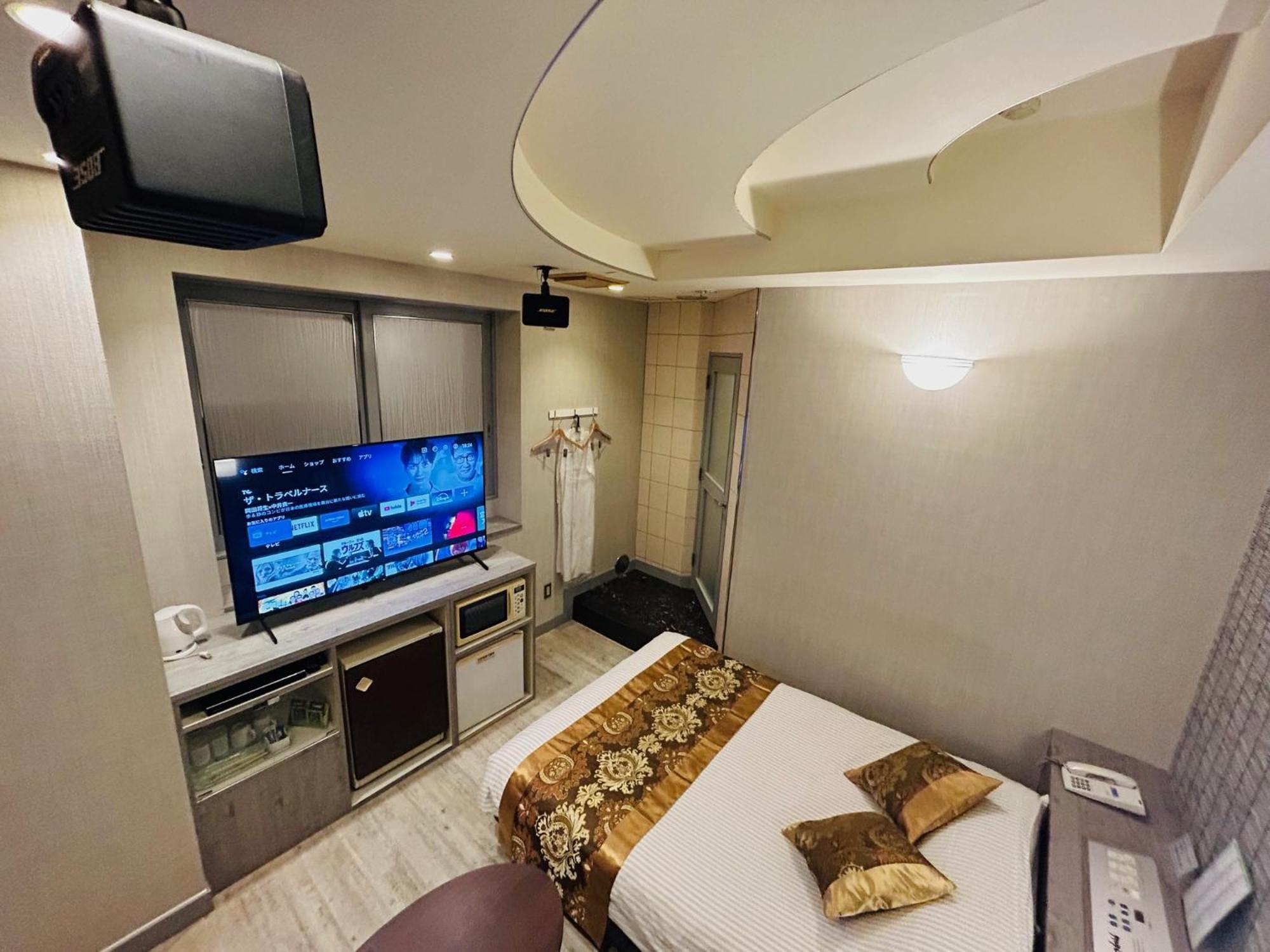 Hotel Crystal 大人専用 Prefektura Tokio Exteriér fotografie