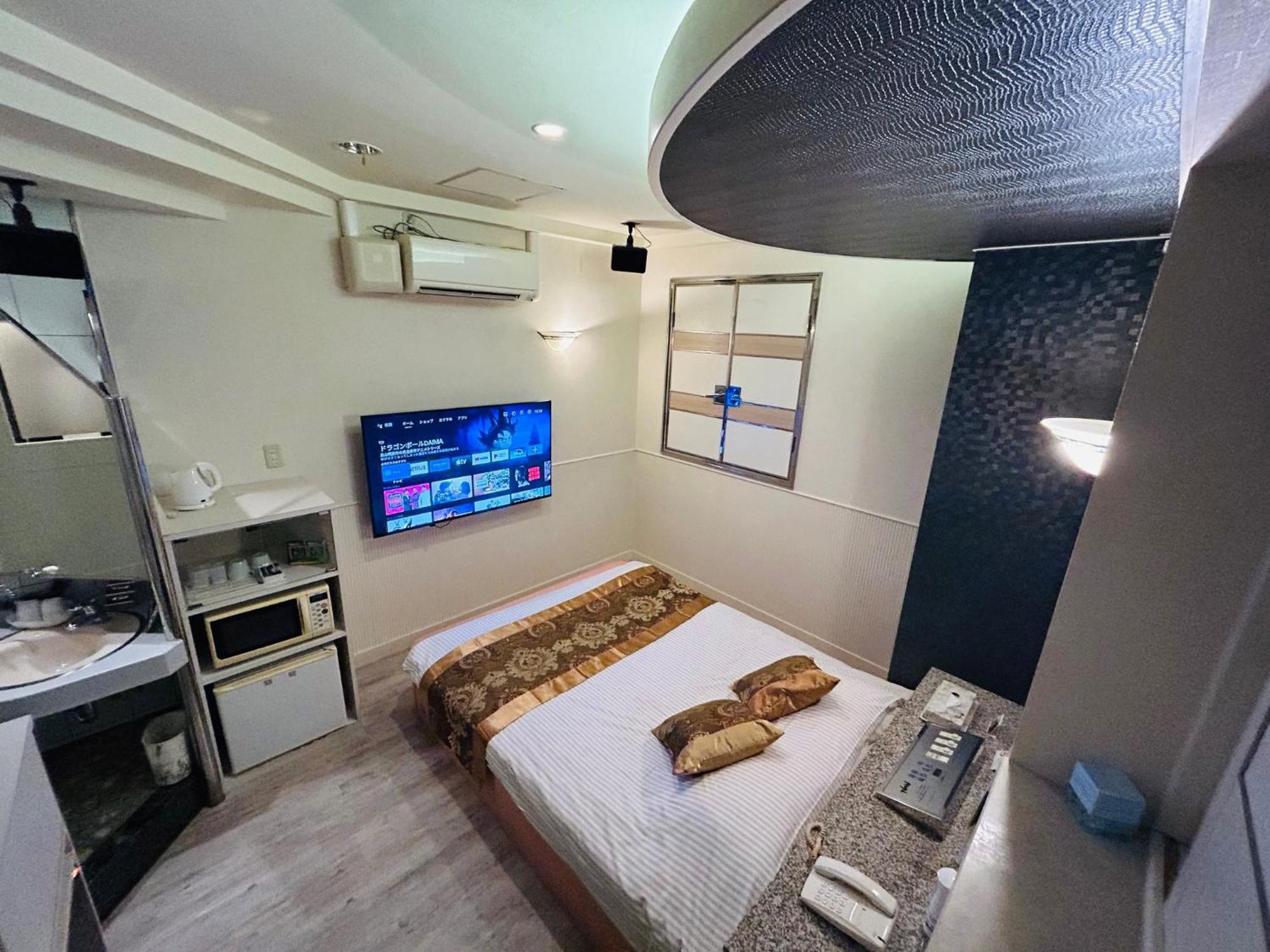 Hotel Crystal 大人専用 Prefektura Tokio Exteriér fotografie